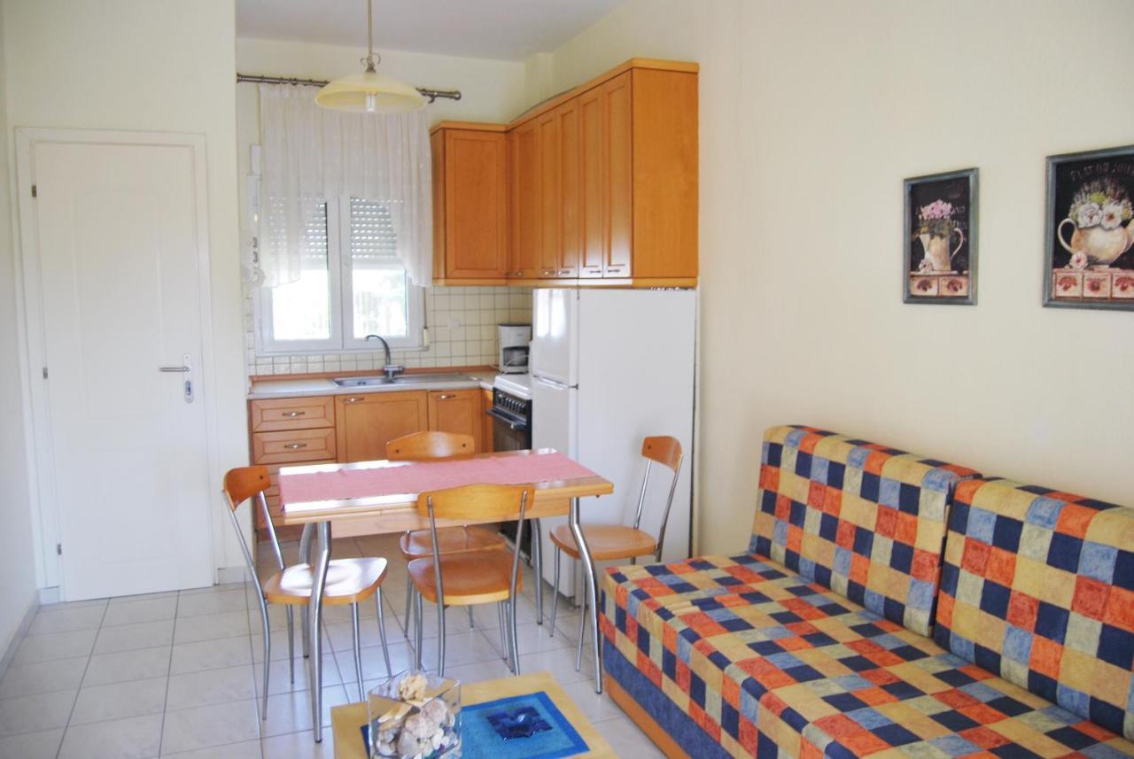 Sunshine Apartment Cavala Exterior foto